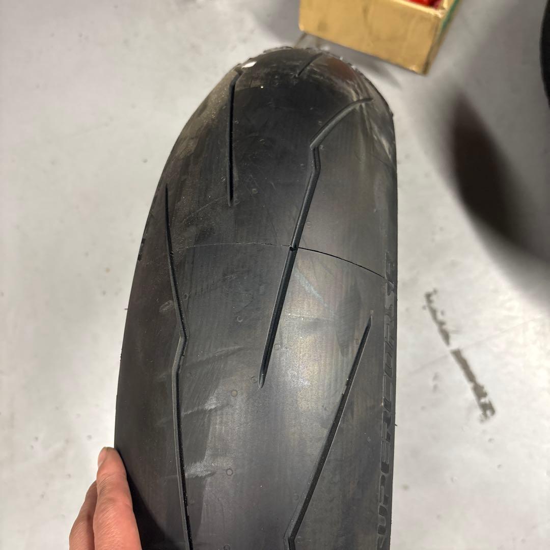 PIRELLI ピレリDIABLO SUPER CORSA v3 新品未使用