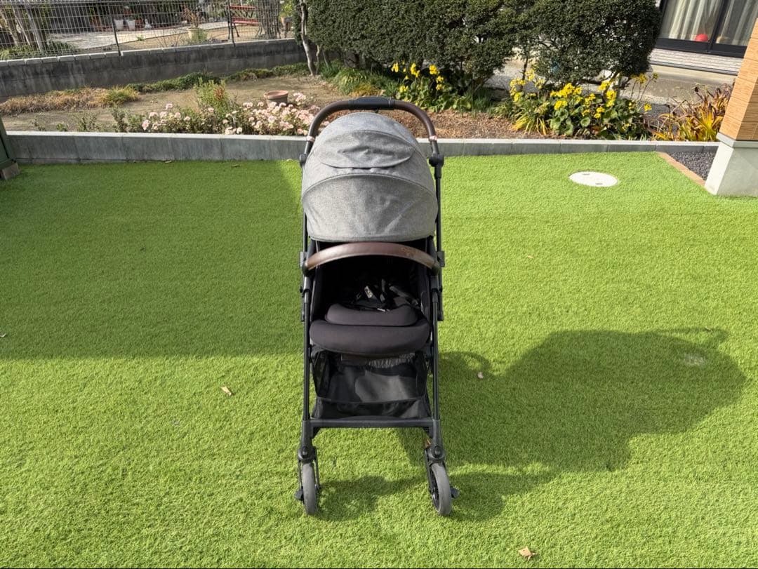 Combi スゴカル ベビーカー 黒/グレー