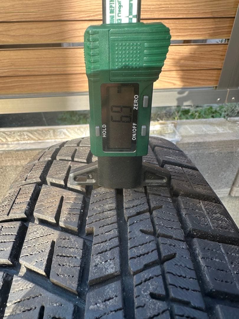 ヨコハマ　アイスガード6/IG60 175/65R15 22年製