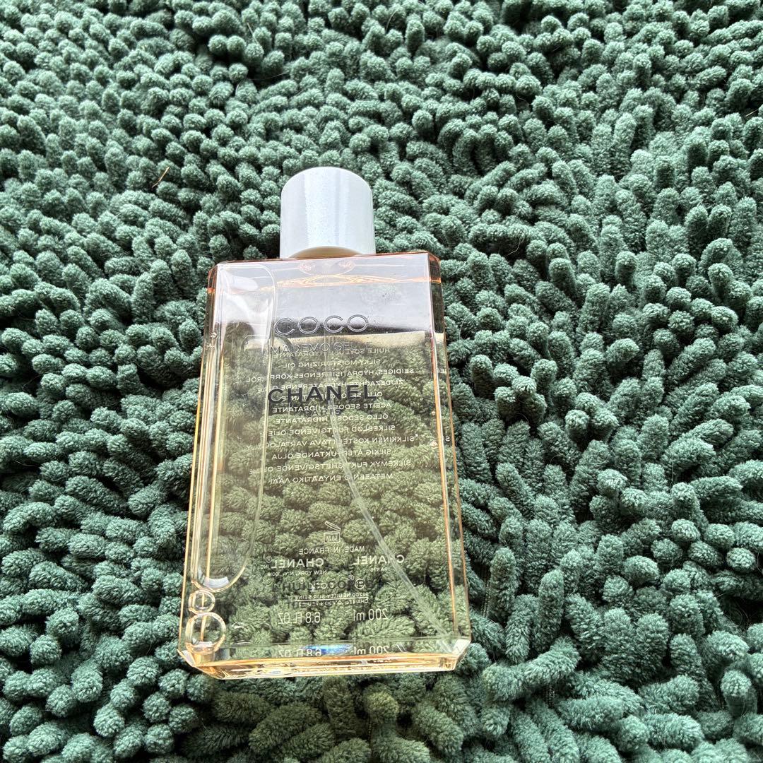 シャネル ココ マドモアゼル ザ ボディ オイル