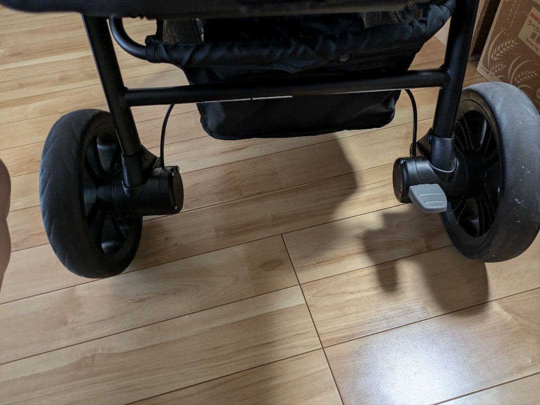 【もみぢ】カトージ　ジョイー　4輪ベビーカー