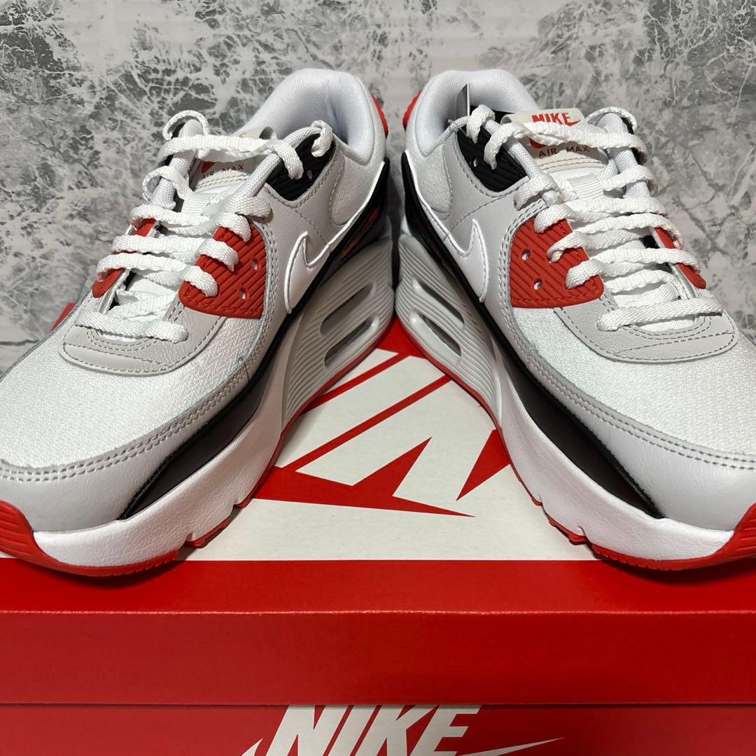 ナイキ　新品　エアマックス　90 LV8 25㎝