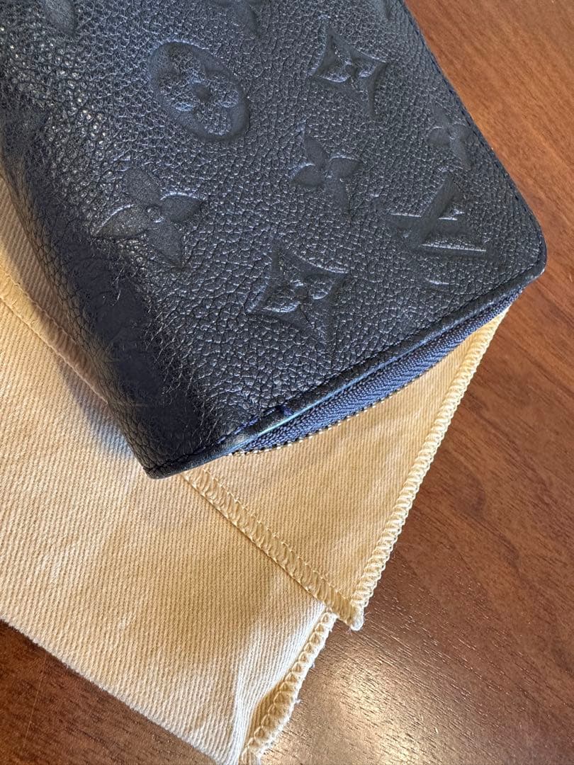 【LV】ルイヴィトン　長財布