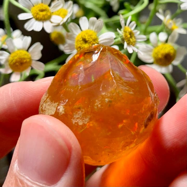 めちゃ珍しくて可愛いオレンジに白のエッグファントム/鉱物標本