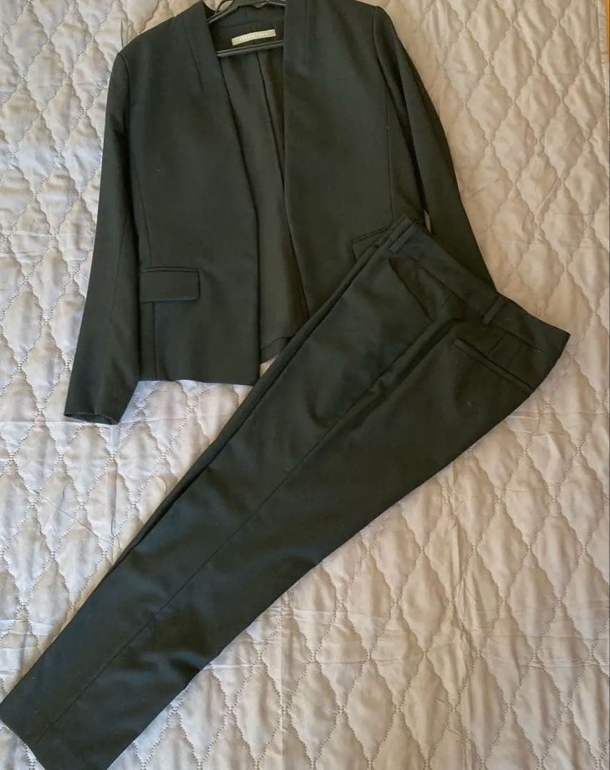 theory luxe ノーカラー　パンツ　ジャケット　スーツ上下 038