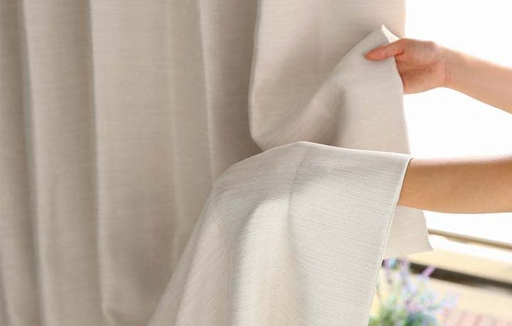 パーフェクトスペース　アイボリー　新品　未使用　ドレープ　カーテン