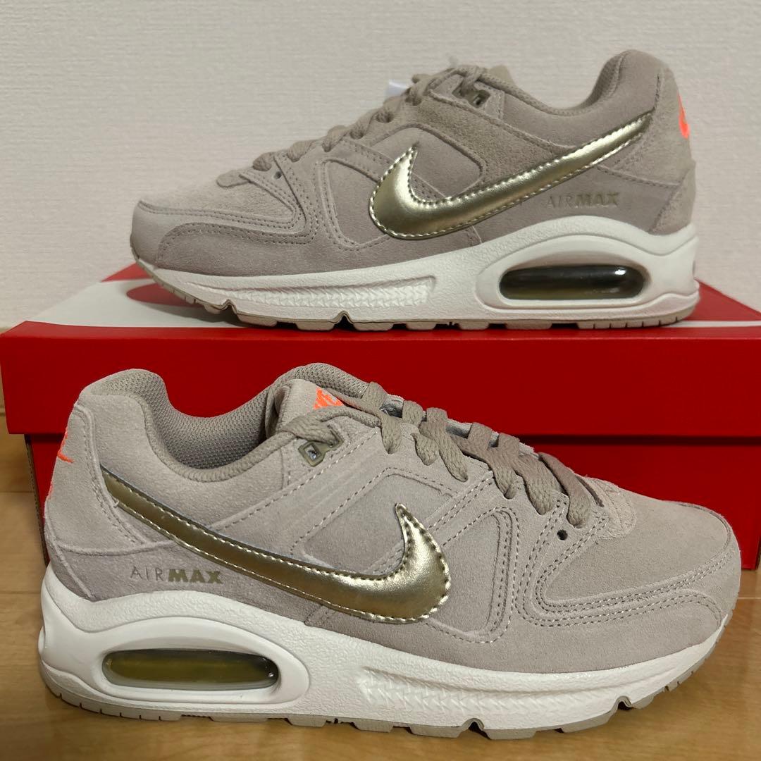 NIKE ウィメンズ　エア マックス コマンド プレミアム 24cm