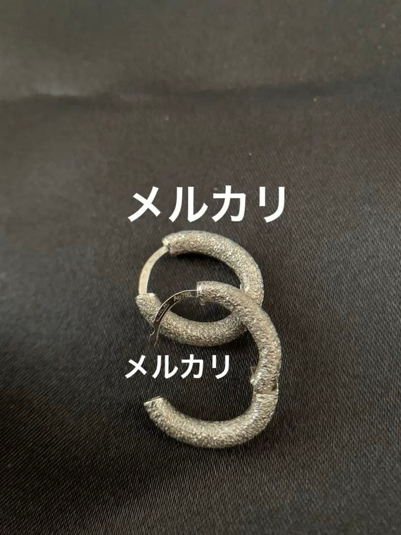 18KWG ピアス　キャロリーナブッチ