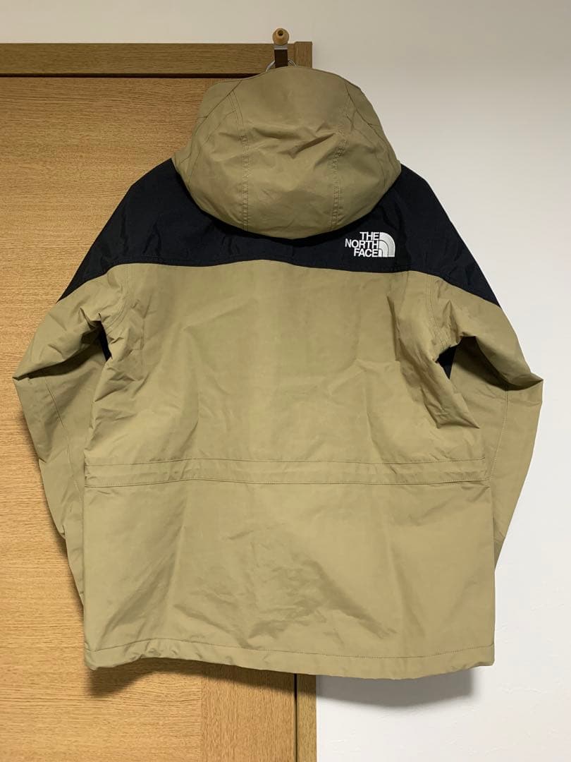 「ほぼ新品」ノースフェイス NP62550 マウンテンライトジャケット Mサイズ