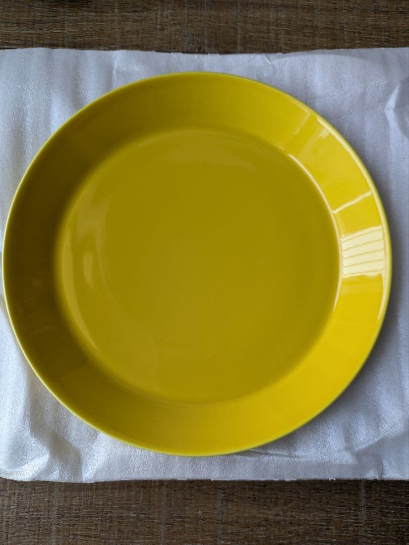 ittalaTeemaハニー26cm✕2枚とチッテリオ98ディナースプーン2つ