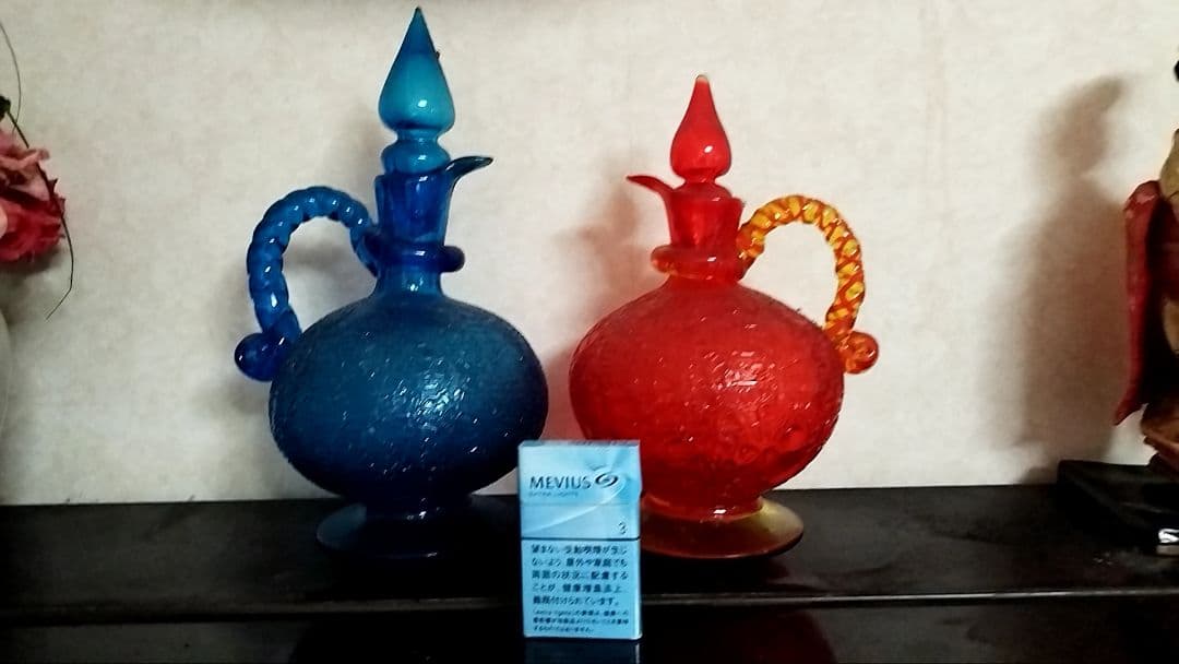 お酒と入れたり、インテリアに