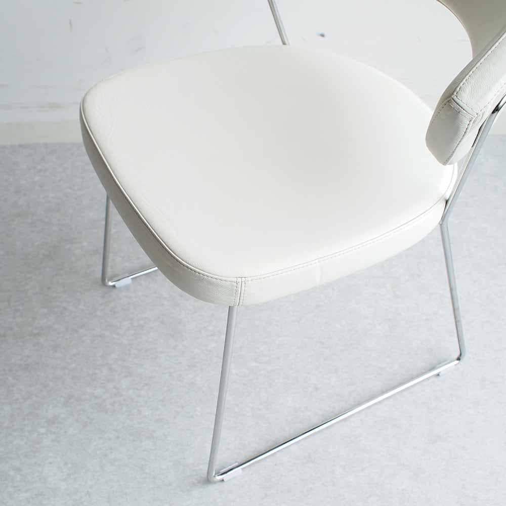 カリガリス コヌビア 「ニューヨーク」 本革 チェア B ZR24436