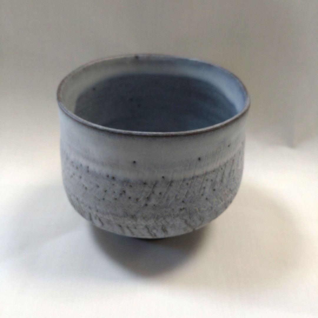 スノーホワイト亀裂模様茶碗