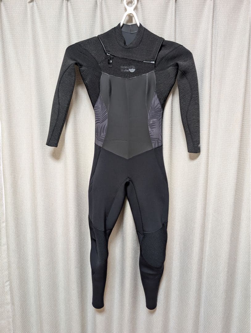 HeleiWaho(ヘレイワホー)3mm フルスーツ レディースMサイズ
