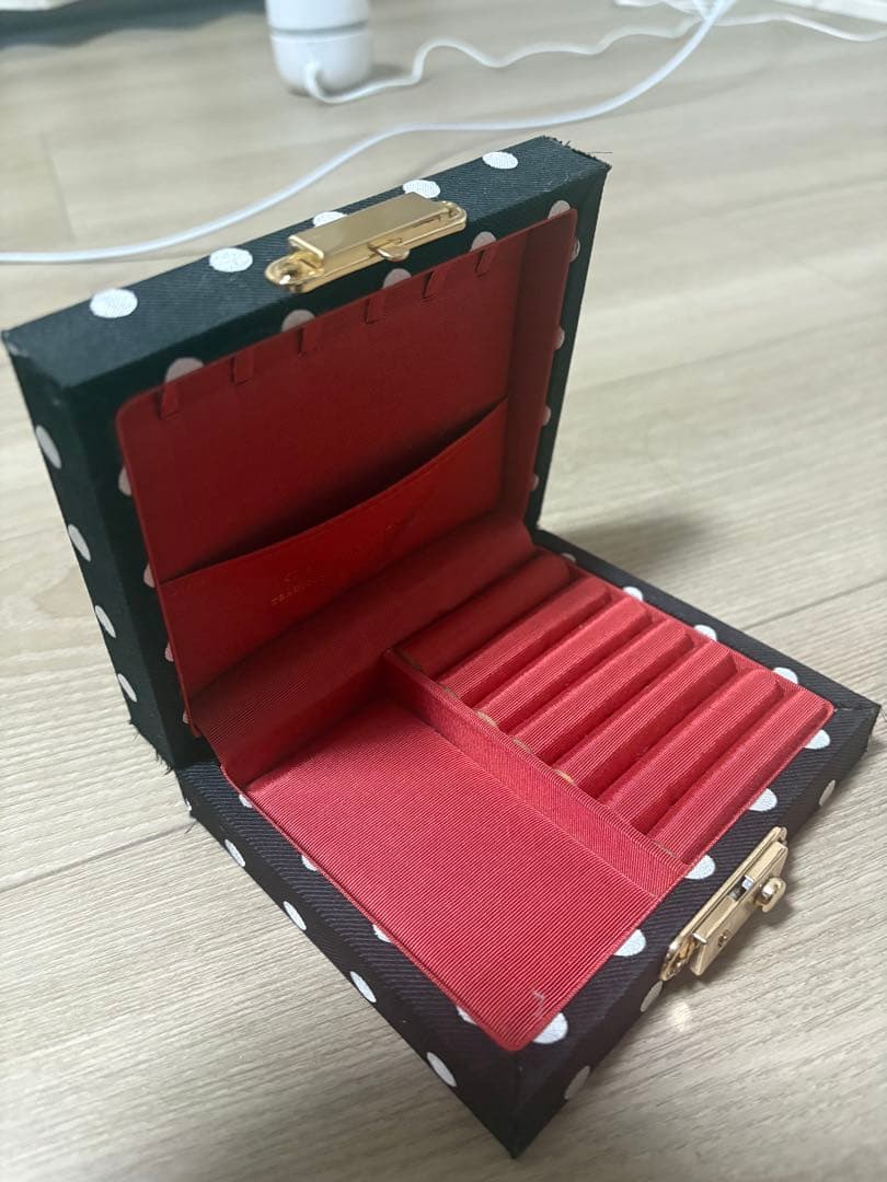 GIGI pour IENA 別注ジュエリーボックス