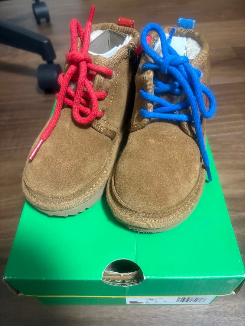 UGGキッズムートン15cm/チェスナット/限定セサミストリートコラボブーツ