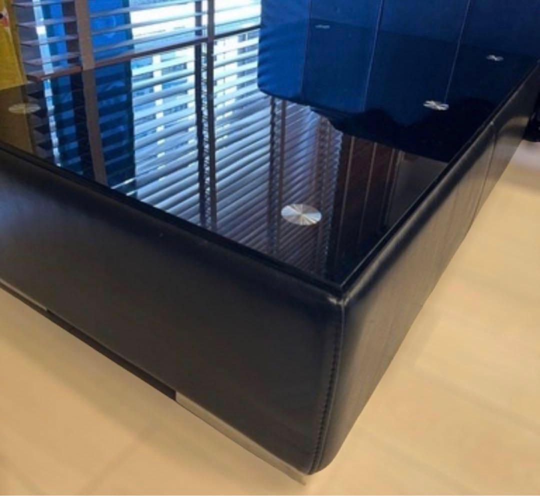 リビングテーブル　ローテーブル　モダン　モノトーン