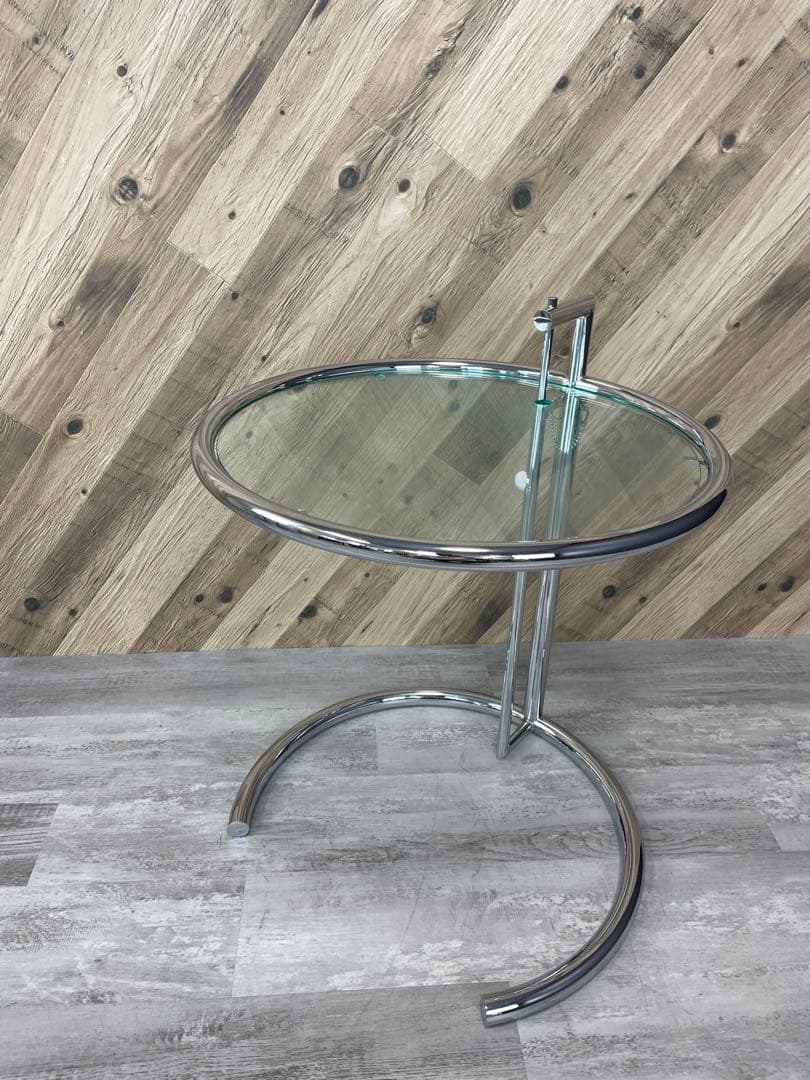 アイリーン グレイ アジャスターテーブル リプロダクト品 ②