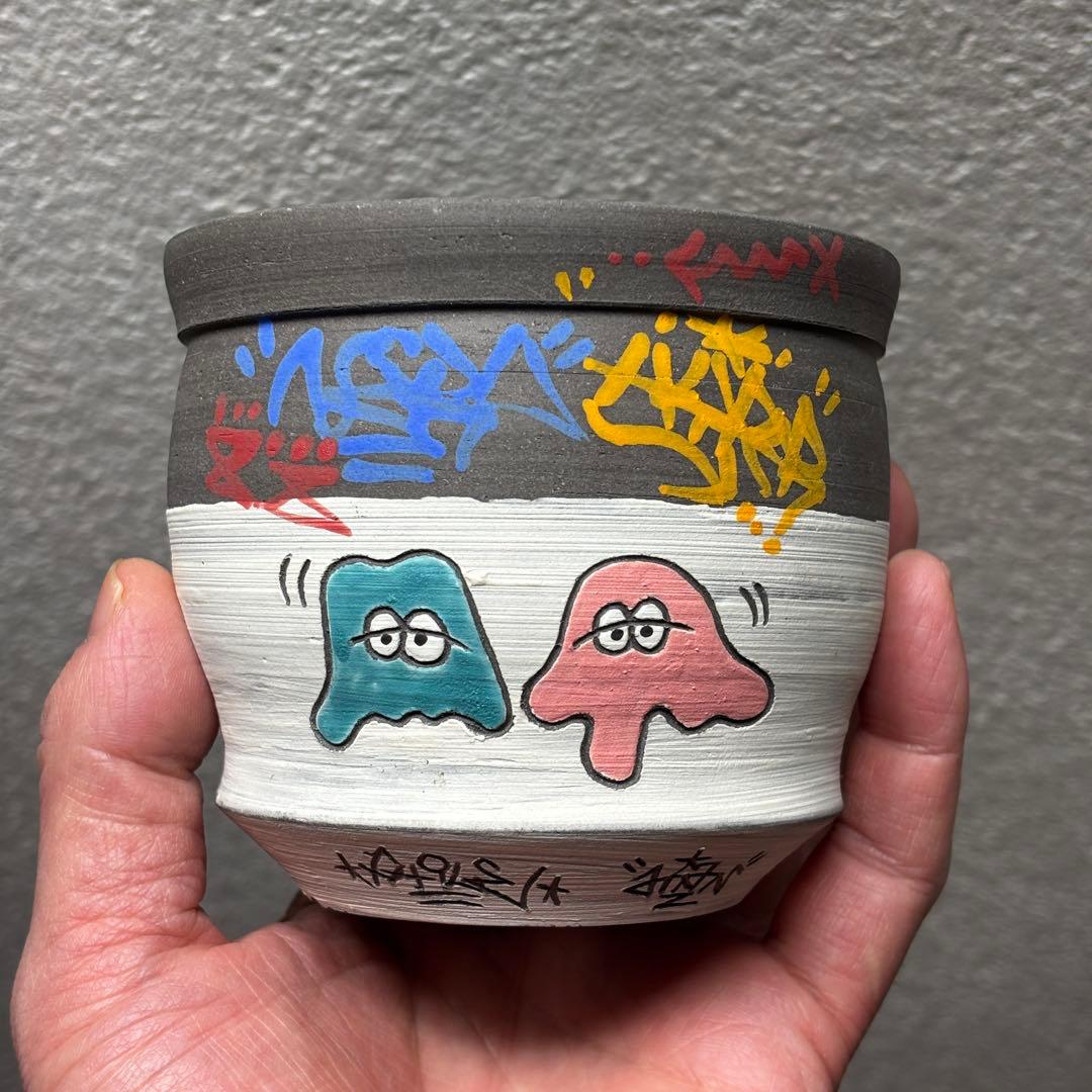 ハイパーポットクリエイター阿萬　グラフィティ鉢　ツートングラフィティ