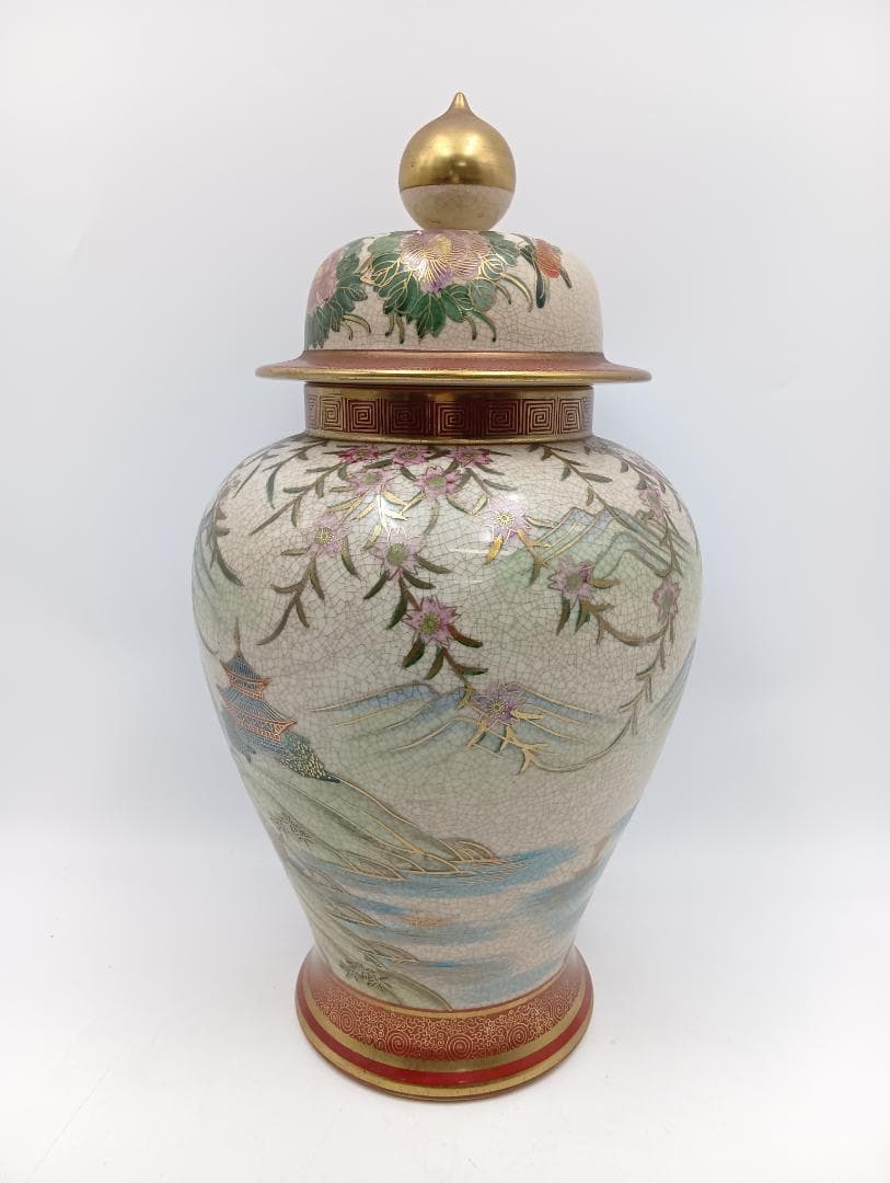 薩摩焼 蓋つき壺 高さ46㎝ 色絵金彩花鳥文様 花瓶 花器