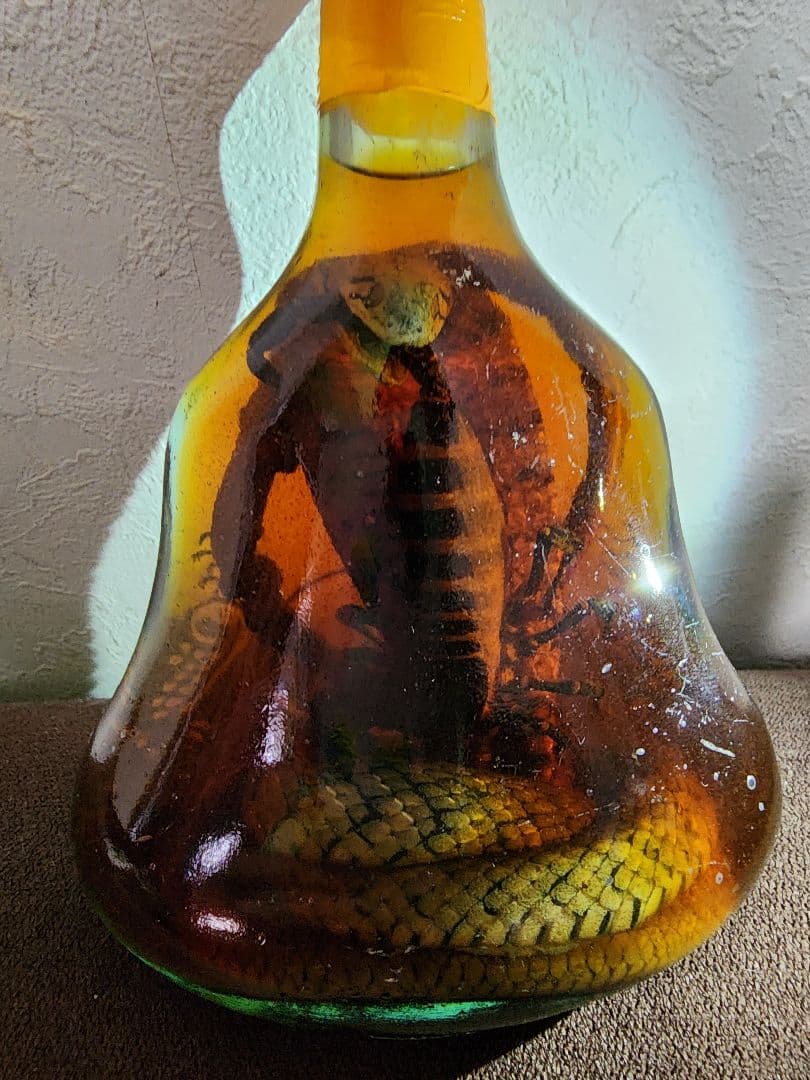 ☆希少☆　コブラ酒　サソリ　酒　高麗人参