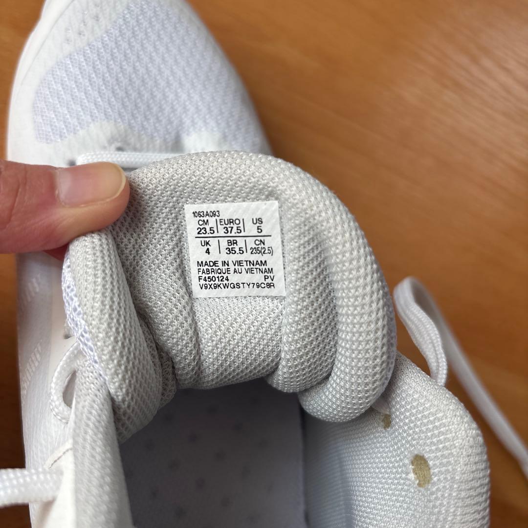 asics レディゲルフェアリー9ホワイト　23.5