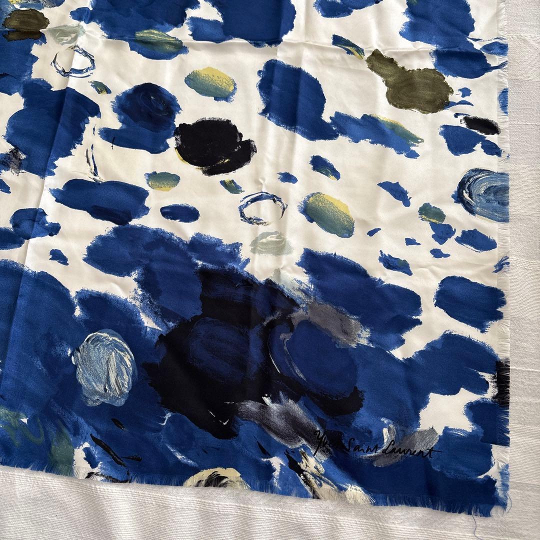イタリア製　イヴサンローラン　リヴ・ゴーシュ　シルク　スカーフ　YSL 花柄　絹