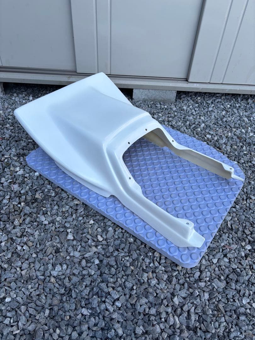 CB750F テールカウル 羽 FC FB FZ ボルドール