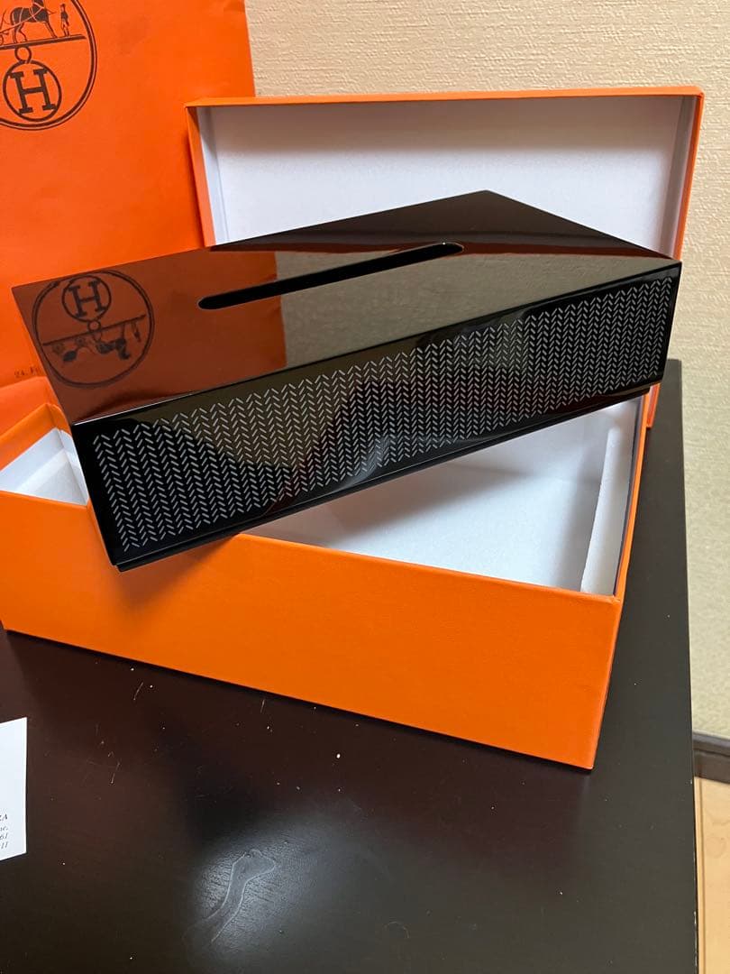 メアリアン HERMES 黒 ティッシュボックス