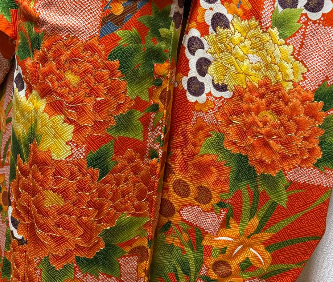正絹振袖フルセット★金駒刺繍★大輪花紋様★オレンジ色