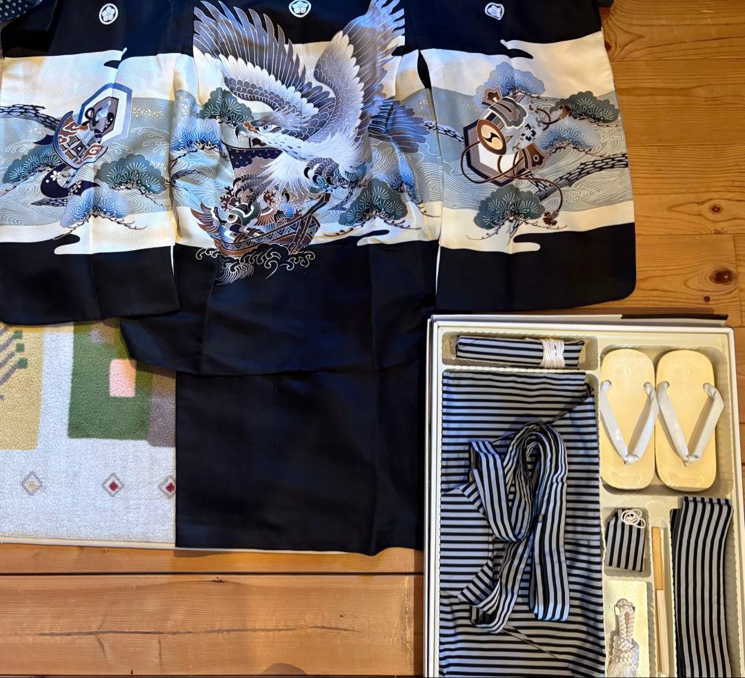 七五三　5才　男の子晴れ着　一式　黒地　勇壮な鷹の図　宝船図 一度使用美品