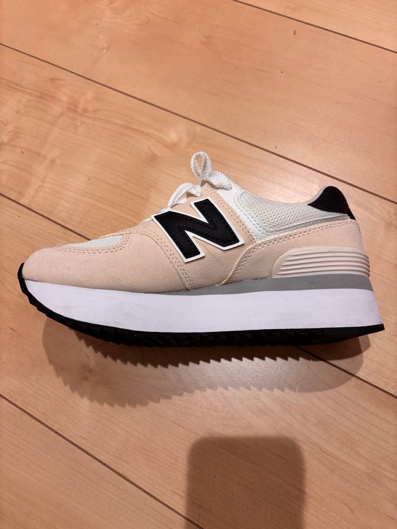 【値下げ中】ニューバランス NEW BALANCE WL574ZAH スニーカー