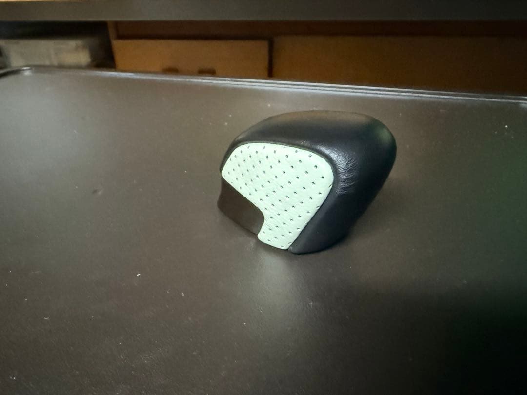 シンクデザイン ホワイトレザーインテリアシフトノブ NX250/350/450用