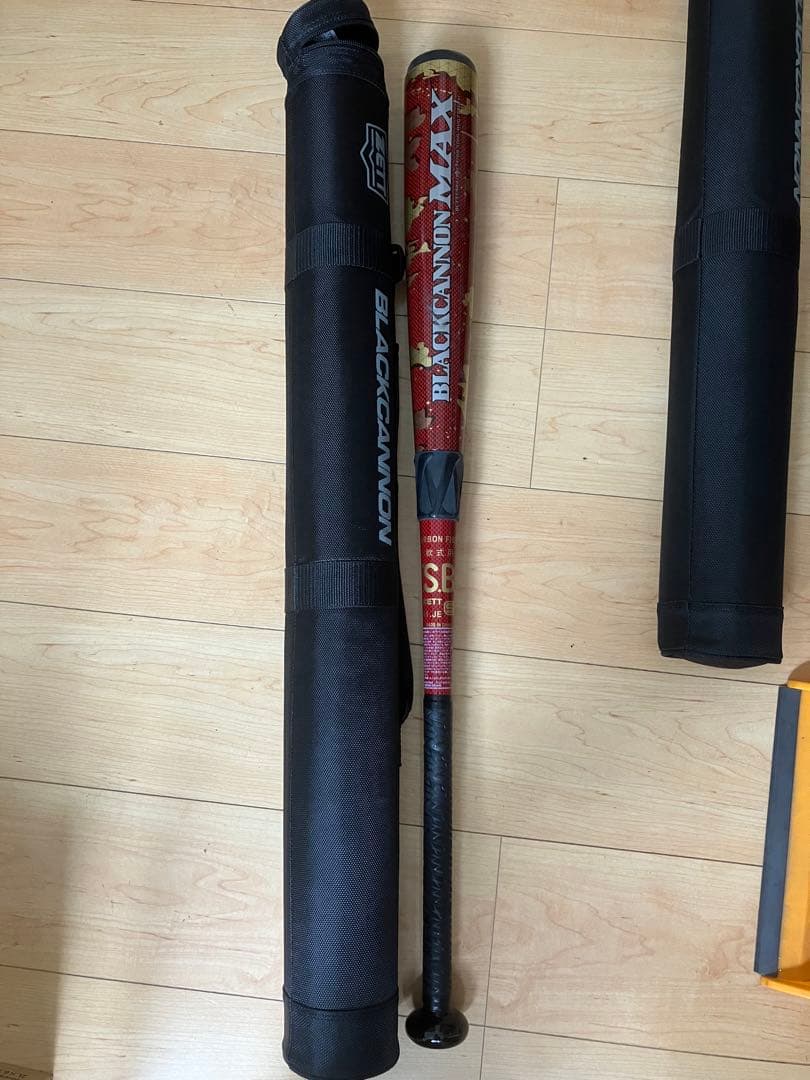 ゼット　ブラックキャノンＭＡＸ　軟式バット84cm 770g 美品　希少レッド