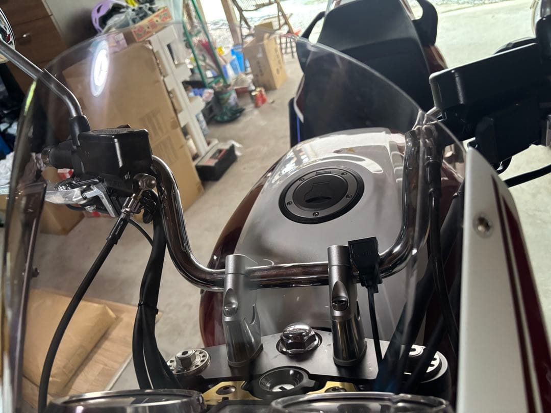 フォルスデザイン　ビキニカウル　cb1300sf