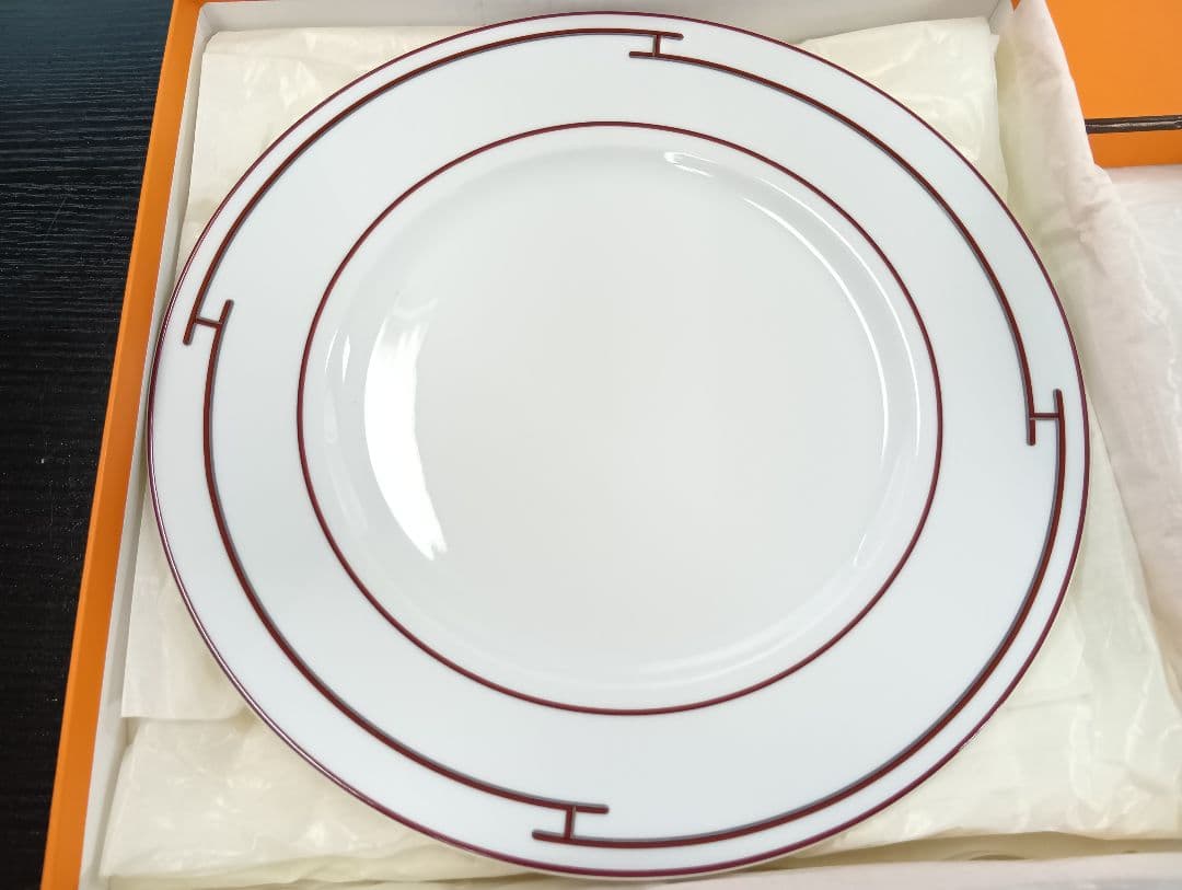 281 HERMES エルメス RYTHME(RED ) 白地 赤ライン