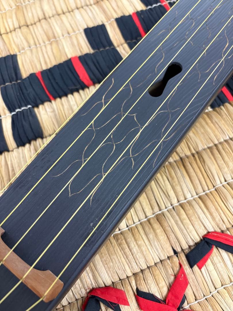 アイヌ　楽器　弦楽器　トンコリ　トンコリ工房イノンノ製　三味線弦　美品　五弦琴