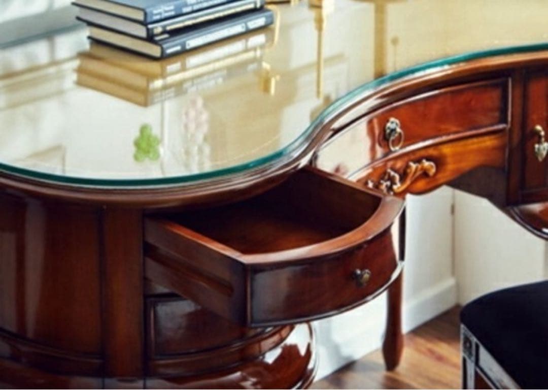 アンティーク風　ダークブラウン 木製デスク 曲線デザイン　プレジデントデスク