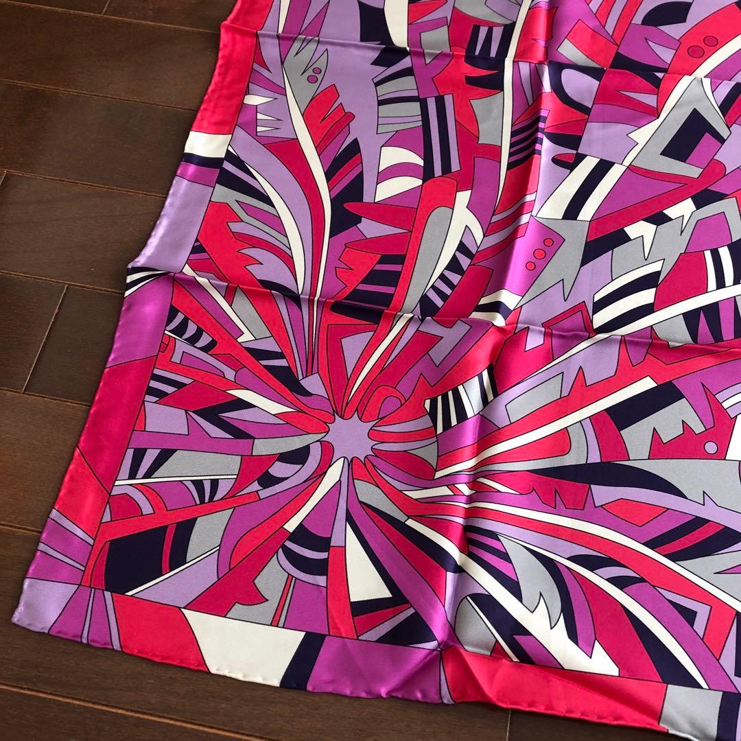 未使用　LANCEL イタリア製　シルク スカーフ　ランセル　SILK 絹