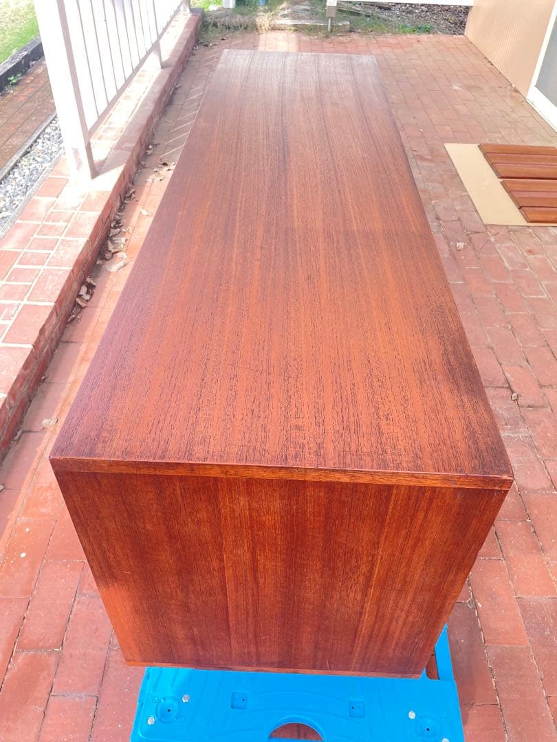 ヴィンテージ家具　北欧　サイドボード テレビ台 リビングボード　収納 チーク材