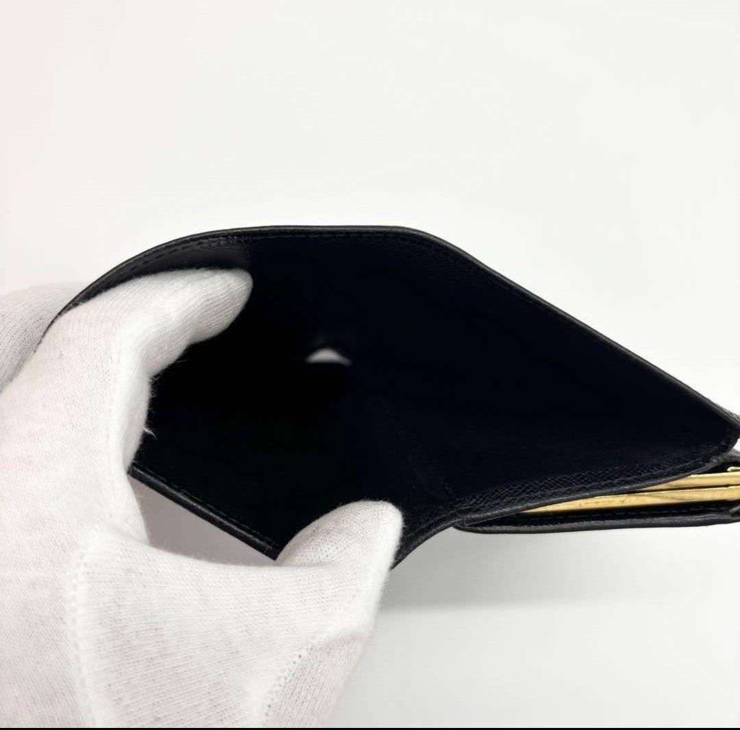 Louis Vuitton ブラック エピレザー 二つ折り財布