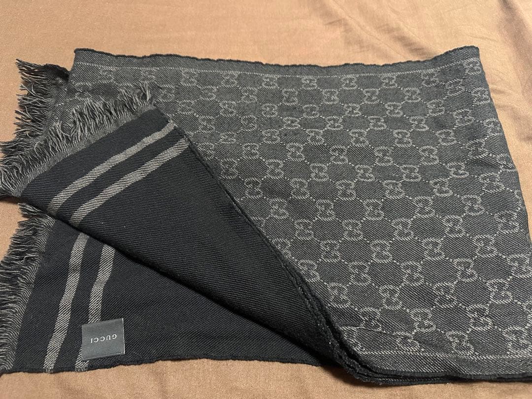 Gucci GGパターン マフラー ブラック　グッチ