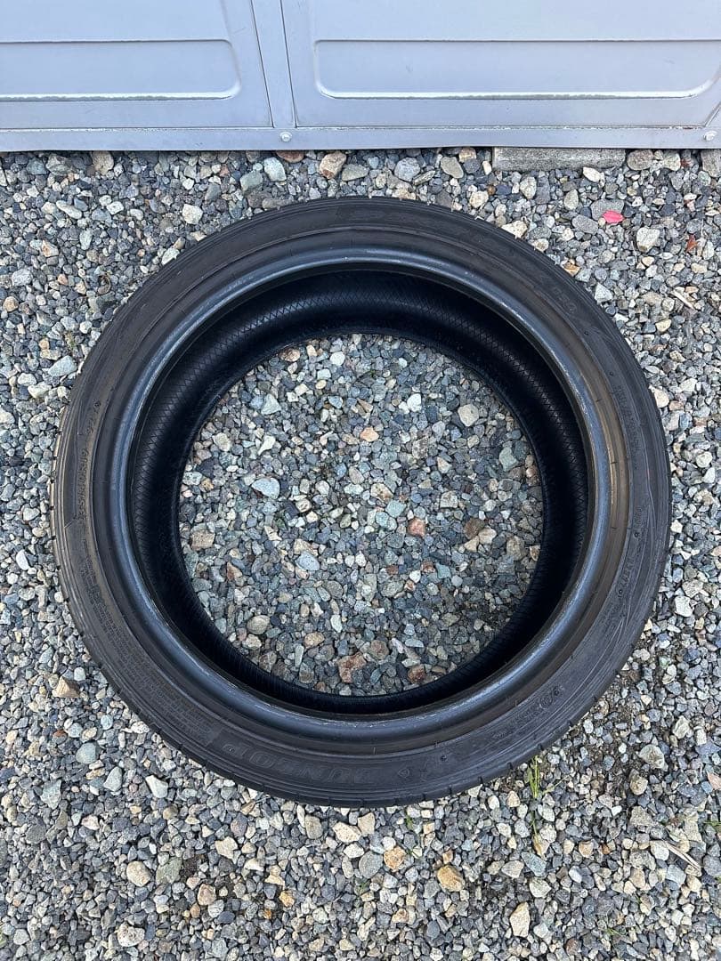 ①ダンロップ 19インチ 235/40 R19サマータイヤ　2本