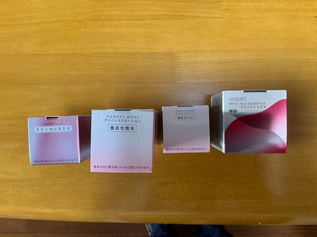 アスタリフト　ホワイト　ジェリー、化粧水、美容液、クリーム
