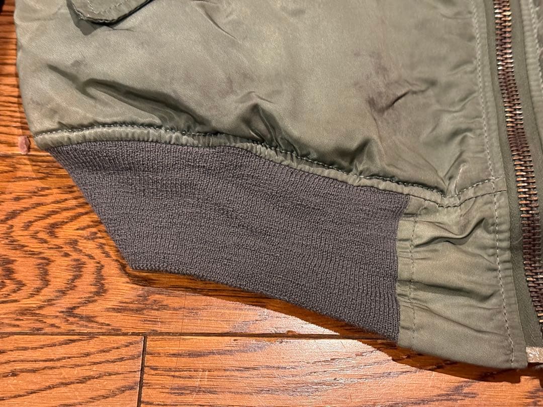 ★縦ステッチ！リブ穴なし！米軍実物80s MA-1 Fタイプ グランドクルー