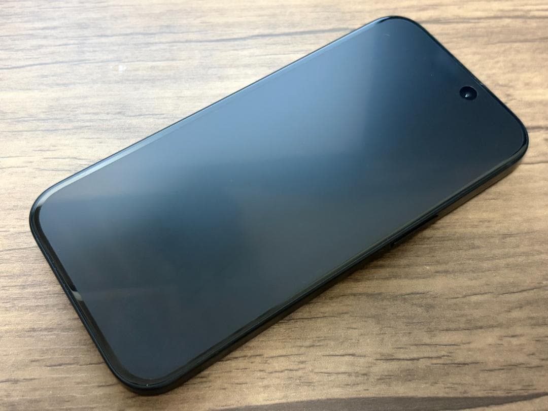 【中古美品】iPhone 15 128GB 黒 ブラック