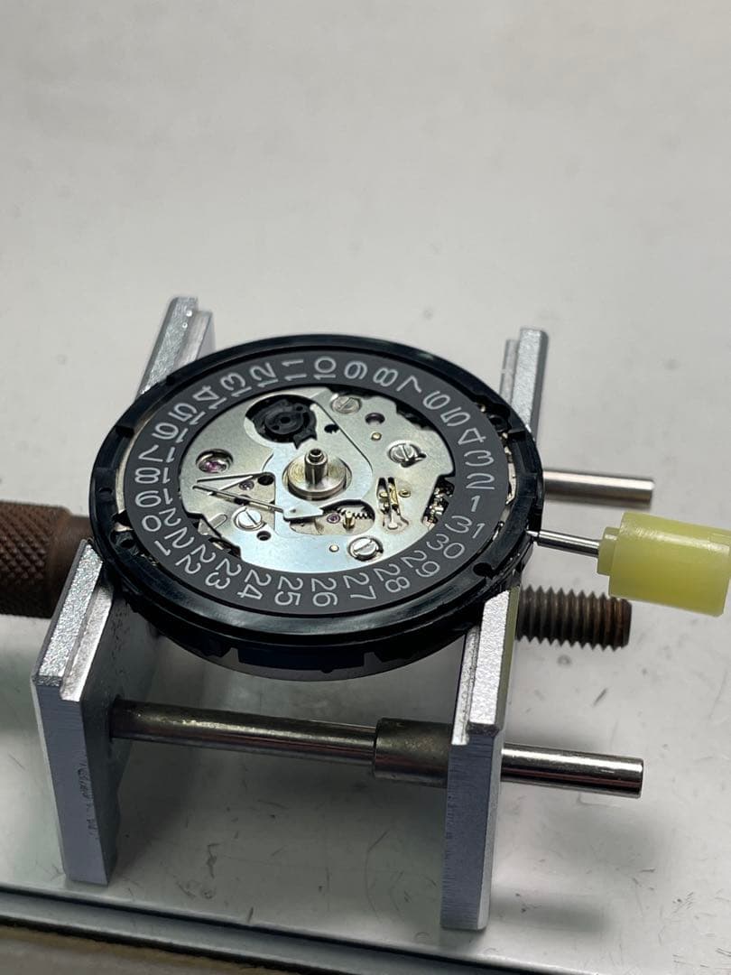 精度調整済み　SEIKO 4R35B 自動巻きムーブメント②