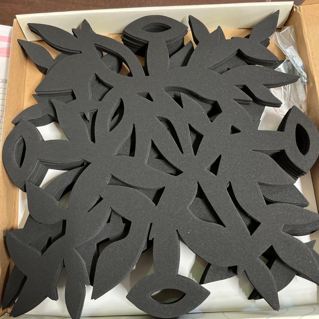 モジュラリー　リーフブラック　１２枚入り