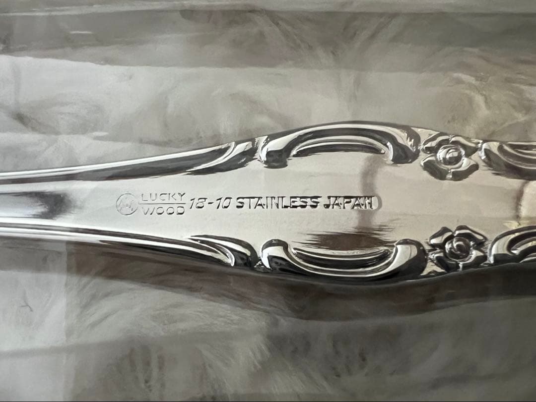 ラッキーウッド　カトラリーセット　オルレアン　ケーキナイフ＆ケーキサーバー