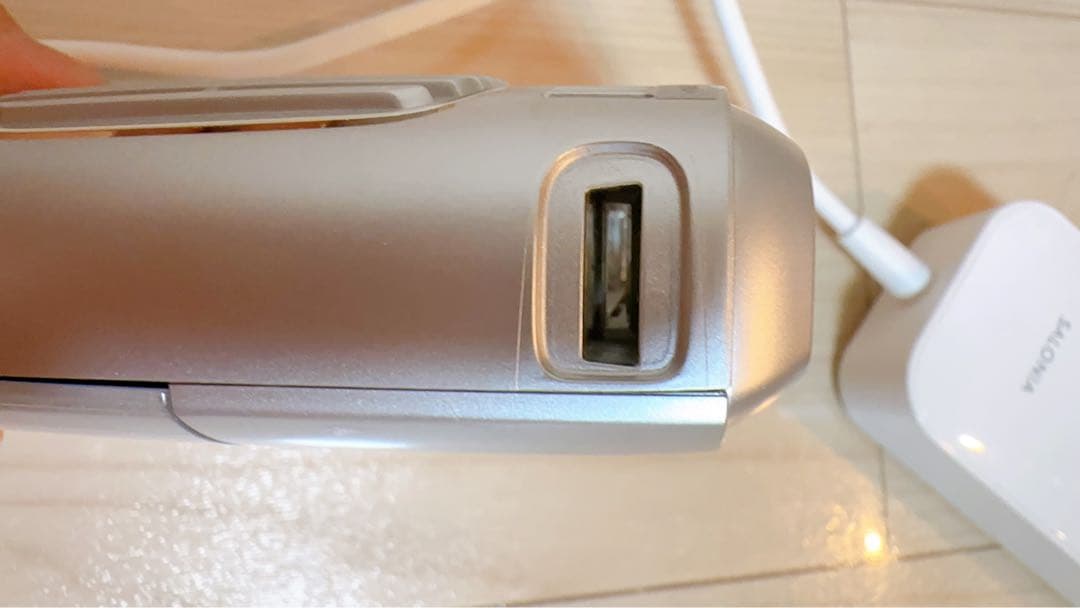 フラッシュ クリスタル シルクエピ（サロニア 脱毛器）